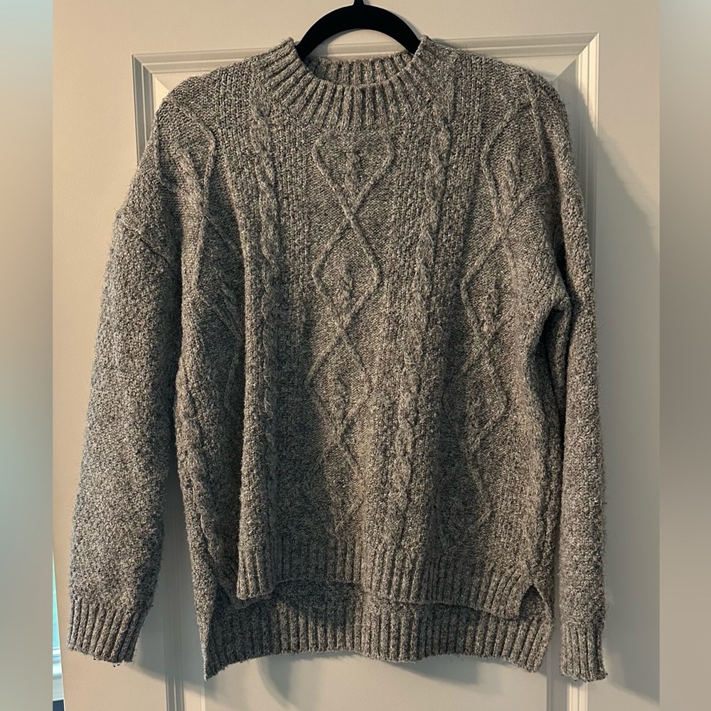 Gray Cable Knit Women’s Sweater